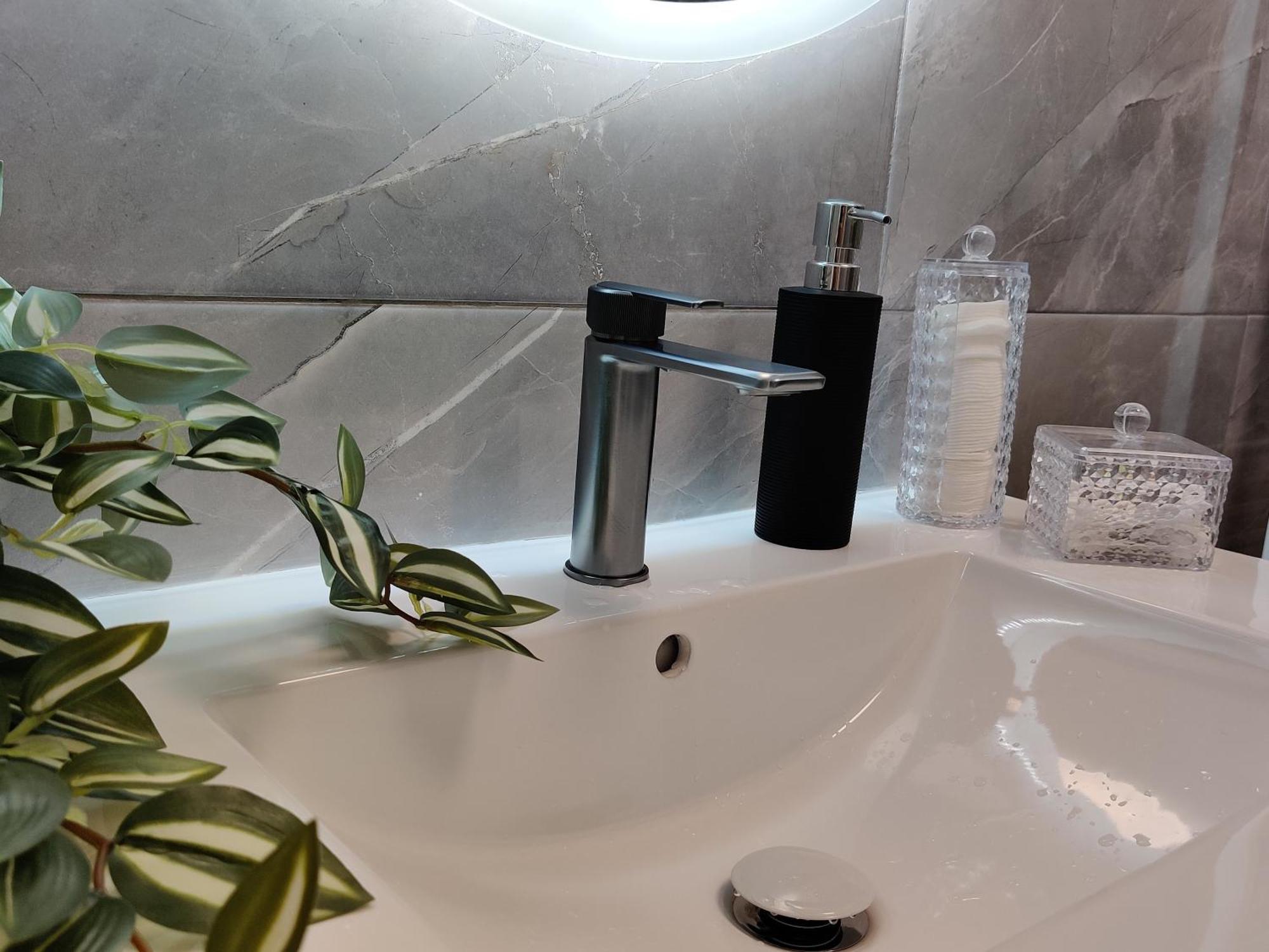 Apartment Casuta Cu Parcare Si Gradina - The Cozy Chic Retreat *