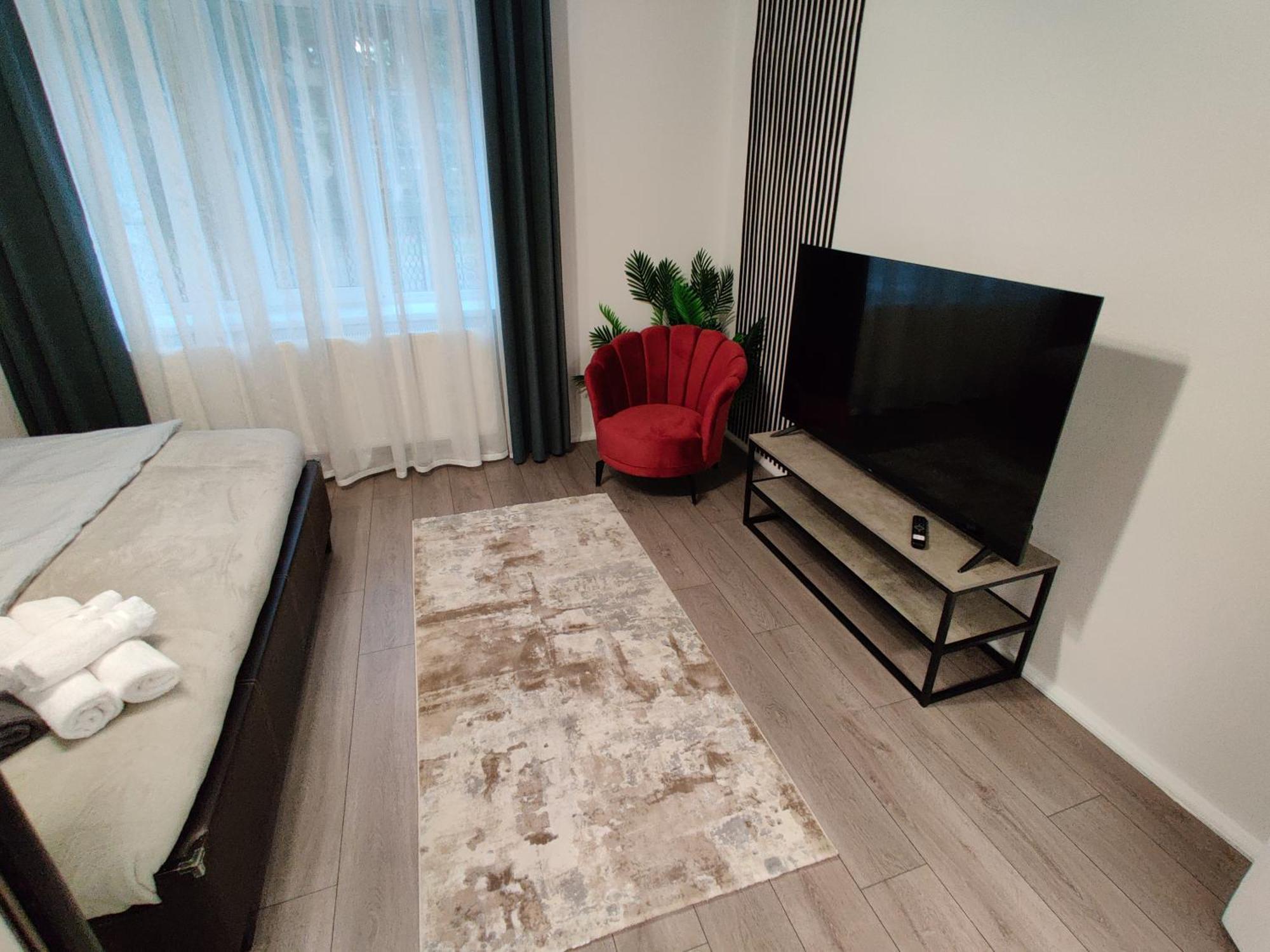 Apartment Casuta Cu Parcare Si Gradina - The Cozy Chic Retreat Cluj-Napoca