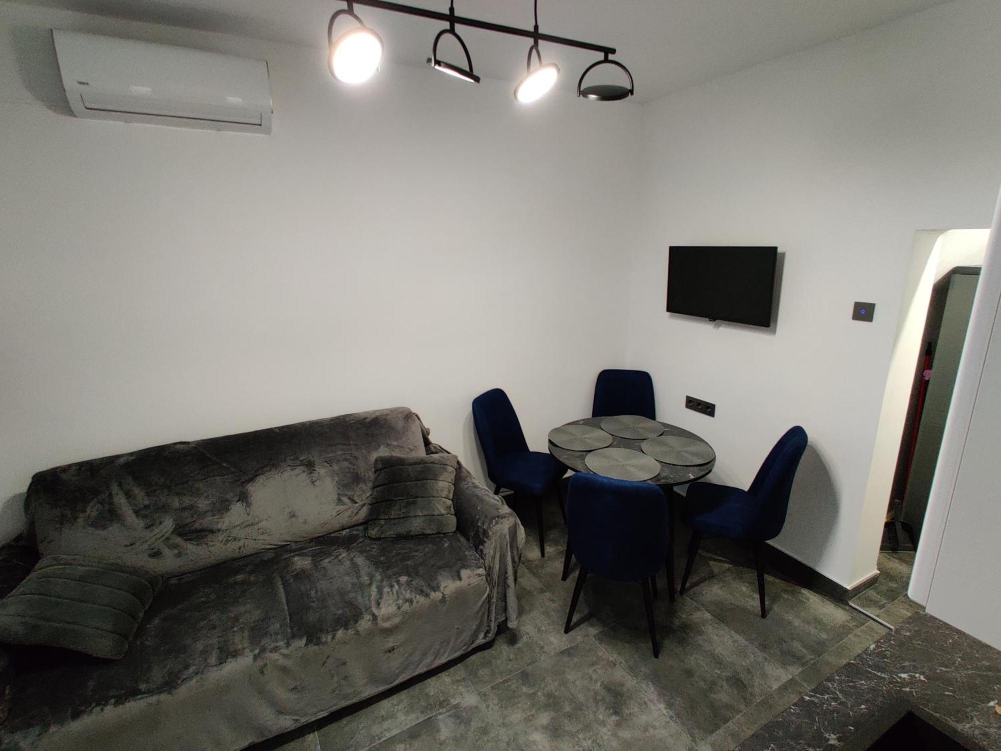 Apartment Casuta Cu Parcare Si Gradina - The Cozy Chic Retreat