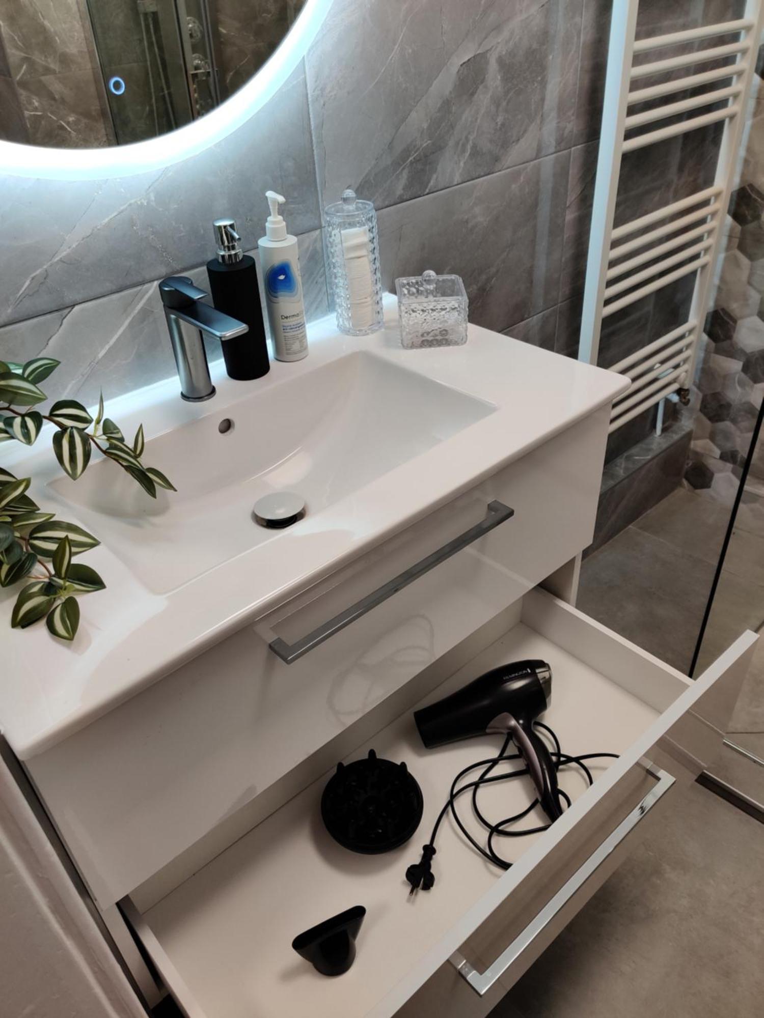 Apartment Casuta Cu Parcare Si Gradina - The Cozy Chic Retreat *